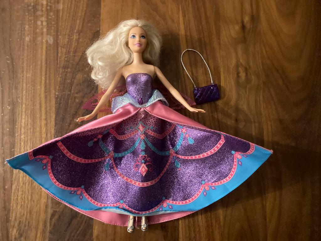 Mattel barbie mariposa cantania prinses fee prinses vlinder!, Kinderen en Baby's, Speelgoed | Poppen, Zo goed als nieuw, Barbie