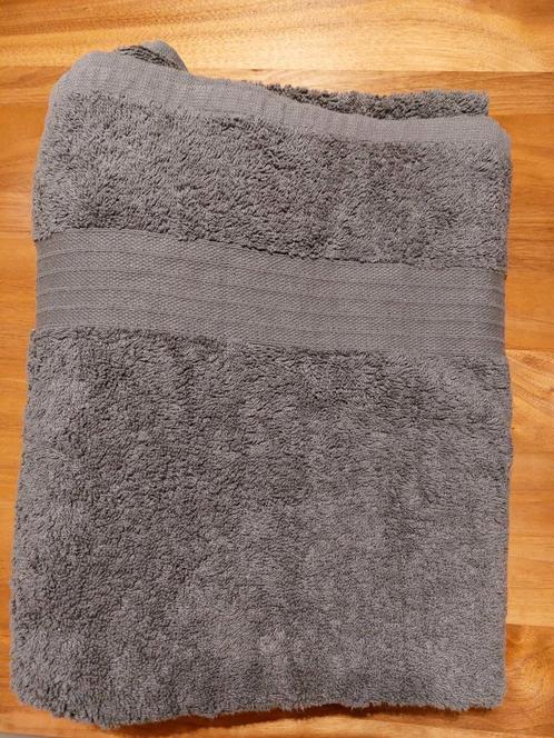 BADLAKEN, Huis en Inrichting, Badkamer | Badtextiel en Accessoires, Zo goed als nieuw, Handdoek, Grijs, Ophalen of Verzenden