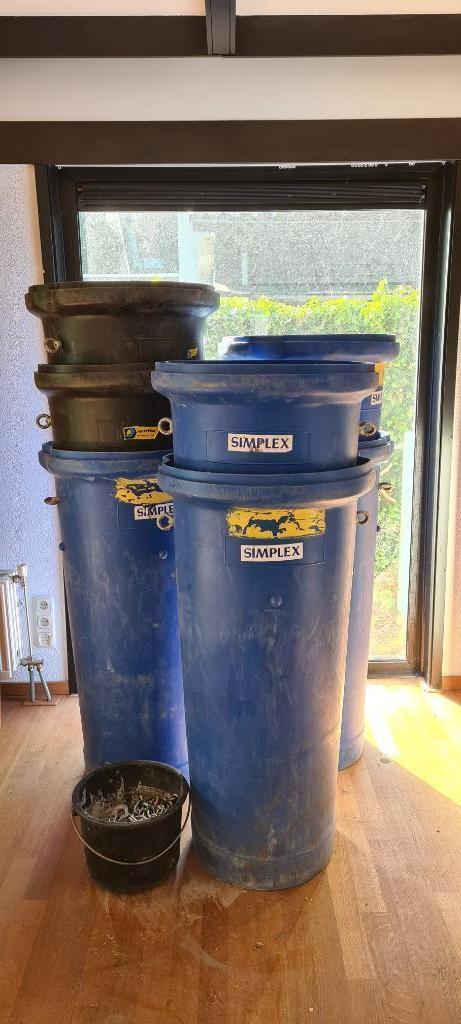 7 stortkokers + Trechter + Ophangframe + Bevestigingsmat, Doe-het-zelf en Verbouw, Buizen en Afvoer, Gebruikt, Rechte buis, Overige materialen