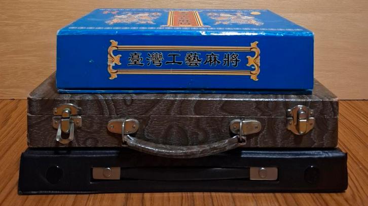 Vintage Mahjong Sets, Hobby en Vrije tijd, Gezelschapsspellen | Bordspellen, Gebruikt, Drie of vier spelers, Vijf spelers of meer