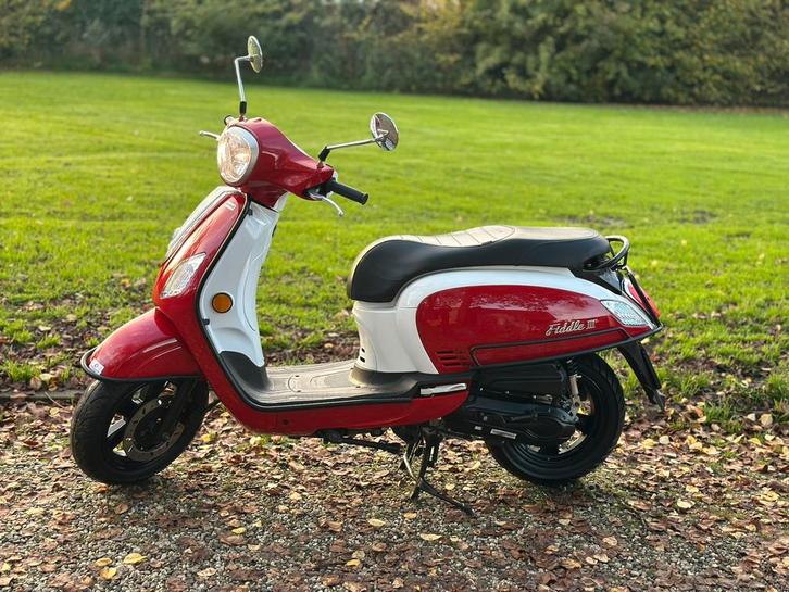 Sym fiddle 3 / 2019 / snor, Fietsen en Brommers, Scooters | Overige merken, Zo goed als nieuw, Benzine, Ophalen