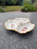 Vintage schaal met handvat Jlmenau Graf von Henneberg porsel, Huis en Inrichting, Keuken | Servies, Gebruikt, Ophalen of Verzenden