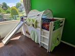 Half hoogslaper wit groen dino, Kinderen en Baby's, Kinderkamer | Stapelbedden en Hoogslapers, Ophalen, Gebruikt, Halfhoogslaper
