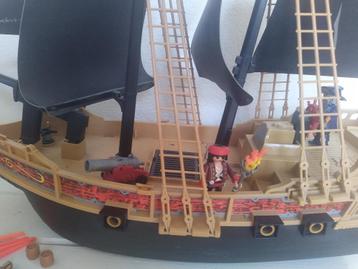 Playmobil 6678 Piraten aanvalsschip beschikbaar voor biedingen