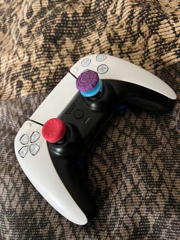 Aimcontroller PS5 beschikbaar voor biedingen