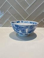 Grote Chinese Porseleinen Schaal Blauw-Wit (beschadigd), Antiek en Kunst, Ophalen of Verzenden