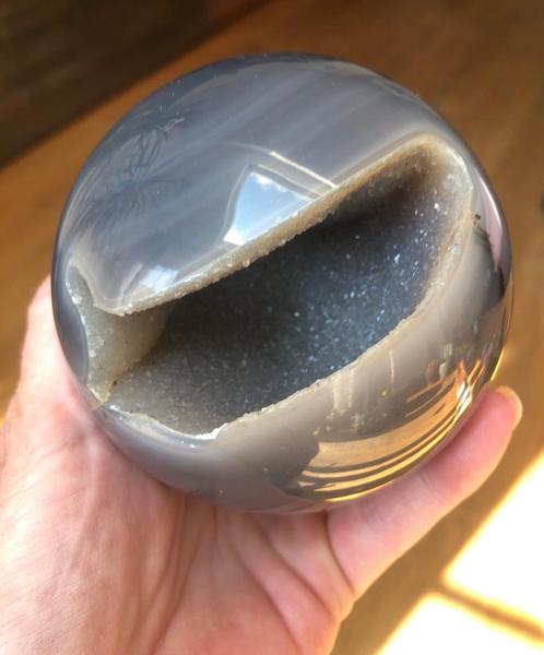Agaat geode sphere 782 gram, Verzamelen, Mineralen en Fossielen, Mineraal, Ophalen of Verzenden