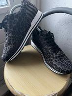 Leuke sneakers met luipaardprint, Ophalen of Verzenden, Zo goed als nieuw, Zwart, Sneakers of Gympen