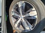 18 inch Peugeot 3008 5008 velgen

5x108 opmaak set 300 euro, Auto-onderdelen, 18 inch, Gebruikt, Banden en Velgen, Ophalen of Verzenden