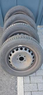 Winterbanden 205/55 R16 op stalen velgen - Renault Megane, Ophalen, Gebruikt, 16 inch, Banden en Velgen