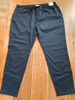 Donkerblauwe stretch broek met witte streep, Ophalen of Verzenden, Nieuw, Blauw, Broek of Spijkerbroek