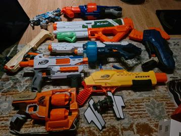 Partij Nerf Guns en gel blaster pistool. beschikbaar voor biedingen