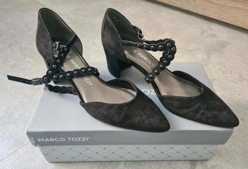 Mooie zwarte pumps, maat 38, Kleding | Dames, Schoenen, Zo goed als nieuw, Pumps, Zwart, Ophalen of Verzenden