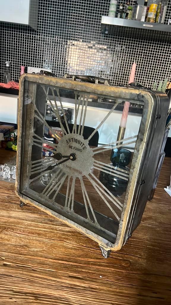 Klok antiquite de paris, Antiek en Kunst, Antiek | Klokken, Ophalen