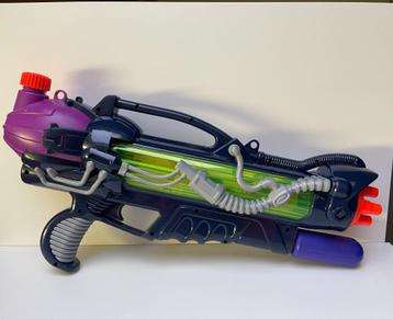 Waterpistool  beschikbaar voor biedingen