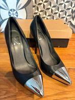Nikkie leren stilettohakken pumps maat 36 hak 11 cm, Ophalen of Verzenden, Zo goed als nieuw, Zwart