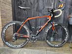 Trek domane 5, 28 inch, Gebruikt, Carbon, Meer dan 20 versnellingen