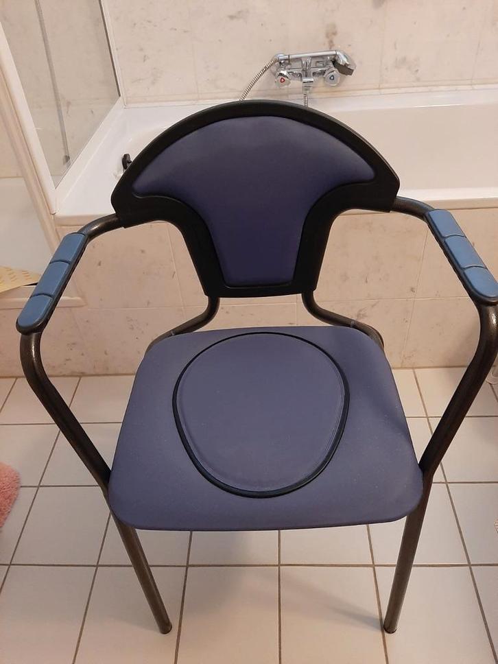 Postoel/Toiletstoel Herdegen, Diversen, Verpleegmiddelen, Zo goed als nieuw, Ophalen