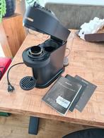 Nespresso machine voor Vertuo cups, Witgoed en Apparatuur, Koffiezetapparaten, Afneembaar waterreservoir, Zo goed als nieuw, Koffiemachine