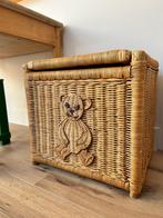 Rotan opbergmand met beer - accessoire voor kinderkamer, Ophalen of Verzenden, Gebruikt, Vierkant, Riet