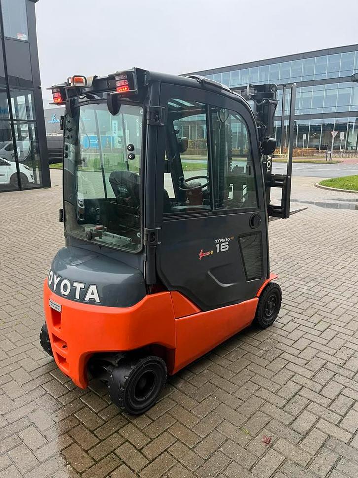 Toyota 8fbmt16 elektrische heftruck, Zakelijke goederen, Machines en Bouw | Heftrucks en Intern transport, Heftruck, Elektrisch