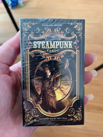 Steampunk Tarot deck beschikbaar voor biedingen