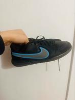 Straat voetbalschoenen Nike maat 33, Kinderen en Baby's, Ophalen of Verzenden