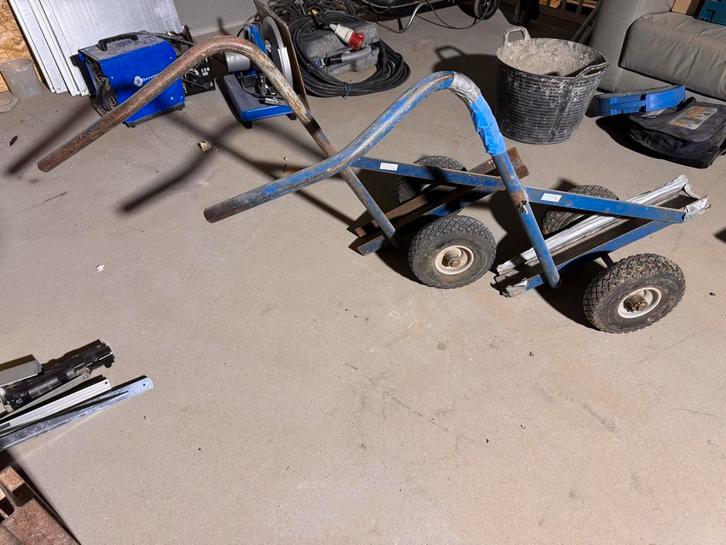 Platenkar / Tegelkar - Handig voor transport!, Doe-het-zelf en Verbouw, Gereedschap | Handgereedschap, Ophalen
