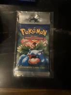 Base Set Venusaur heavy Booster Pack - Sealed!, Ophalen of Verzenden, Zo goed als nieuw, Booster