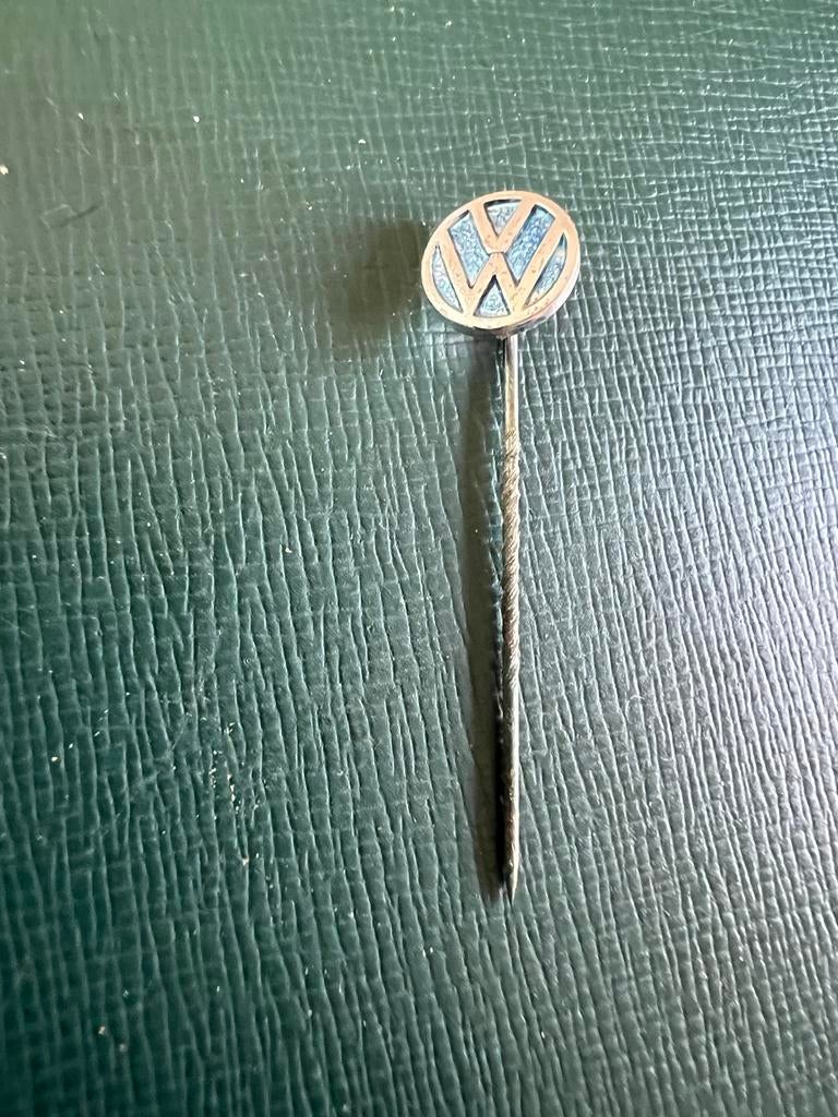 Vintage VW Speldje, Auto diversen, Autostickers, Ophalen of Verzenden