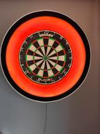 Dartbord met verlichting en accessoires, Sport en Fitness, Darts, Ophalen, Zo goed als nieuw, Dartbord