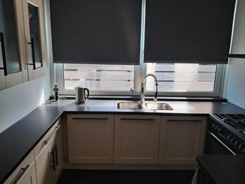 KEUKEN Ikea Faktum Vanille kleur zwart-gespikkelde bladen beschikbaar voor biedingen
