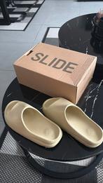 yeezy slides Maat 43 1/3, Kleding | Heren, Schoenen, Overige kleuren, Zo goed als nieuw, Yeezy Adidas, Ophalen