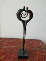Prachtig bronzen beeldje, gesigneerd met CAN, Antiek en Kunst, Verzenden