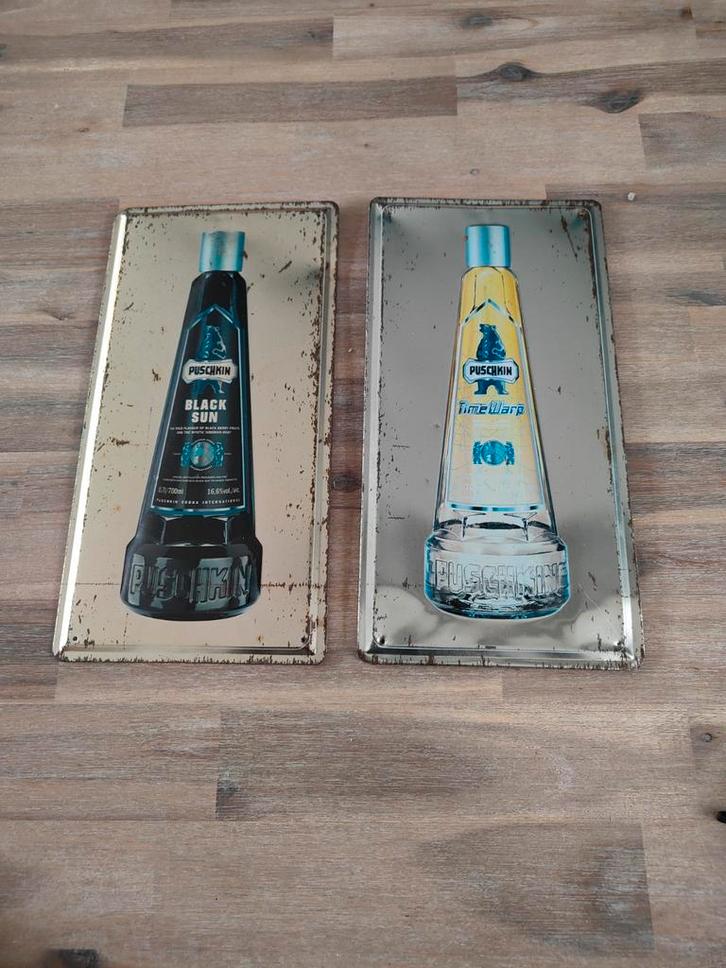 Puschkin Vodka Reclameborden Set, Antiek en Kunst, Antiek | Wandborden en Tegels, Ophalen of Verzenden