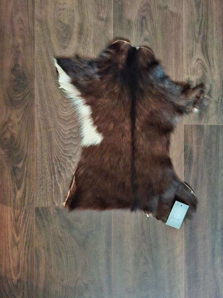 Decoratief geitenvel bruin/wit, Huis en Inrichting, Stoffering | Tapijten en Kleden, Gebruikt, Minder dan 50 cm, Minder dan 50 cm