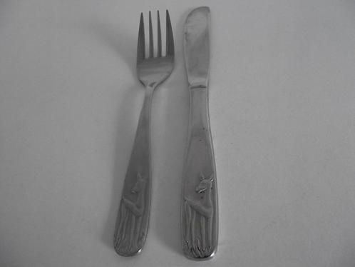 vintage kinderbestek hertje vork mes 14-17 cm RVS Amefa 1960, Antiek en Kunst, Antiek | Bestek, Ophalen of Verzenden