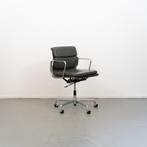 1 Vitra Eames Ea 217 Licht Grijs Softpad - Chroom, Niet ingevuld, Niet ingevuld, Zo goed als nieuw, Bureaustoel