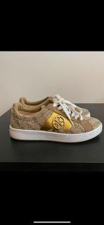 Guess sneakers maat 38, Guess, Beige, Ophalen of Verzenden, Sneakers of Gympen
