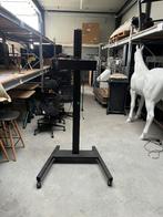 Te koop: TV-standaard – 190 cm hoog, Audio, Tv en Foto, Televisiebeugels, Ophalen, Zo goed als nieuw