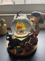 Pinocchio Pinokkio snowglobe disney met muziek, Ophalen, Peter Pan of Pinokkio, Zo goed als nieuw, Beeldje of Figuurtje
