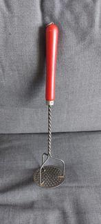 Vintage stamper, met rood houten handvat, Huis en Inrichting, Ophalen of Verzenden, Zo goed als nieuw