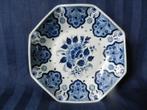 Blauw rond aardewerk bord Ram Arnhem diam. 27 cm. Mint., Antiek en Kunst, Ophalen of Verzenden
