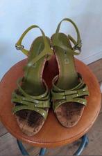 Prachtige groene sandaaltjes, kurken sleehak, mt 41, Daniël Hechter, Zo goed als nieuw, Groen, Sandalen of Muiltjes
