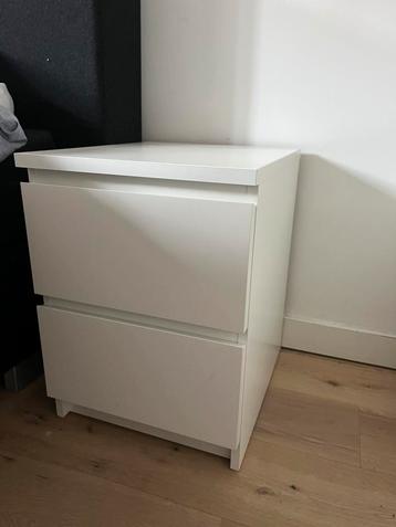 2x MALM nachtkasje IKEA