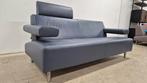 Prachtige blauwe leren Cloak Pacific 3 zits top design bank, Huis en Inrichting, Banken | Bankstellen, Modern industriël design, Cloak Pacific 3 zits