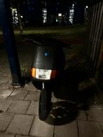 Piaggio Sfera 80cc 2takt, Fietsen en Brommers, Scooters | Piaggio, Ophalen of Verzenden, Zo goed als nieuw, Tweetakt, Overige modellen