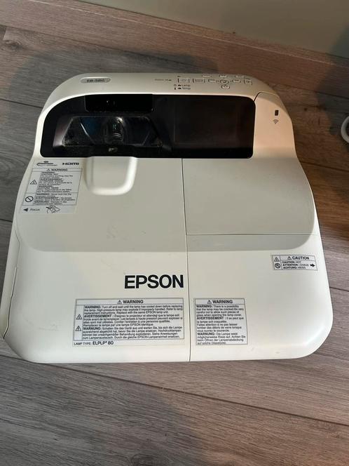 Beamer Epson LCD projector Model H604B, Audio, Tv en Foto, Beamers, Zo goed als nieuw, Ophalen