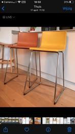 2 Barkrukken/stoelen, Ikea, (rund)leer, kleur zie foto, Huis en Inrichting, Barkrukken, Ophalen, Met voetsteun, 60 tot 90 cm, Zo goed als nieuw