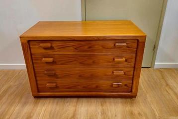 Vintage Deense Ladekast Silkeborg Ladekastje Kast Kastje  beschikbaar voor biedingen